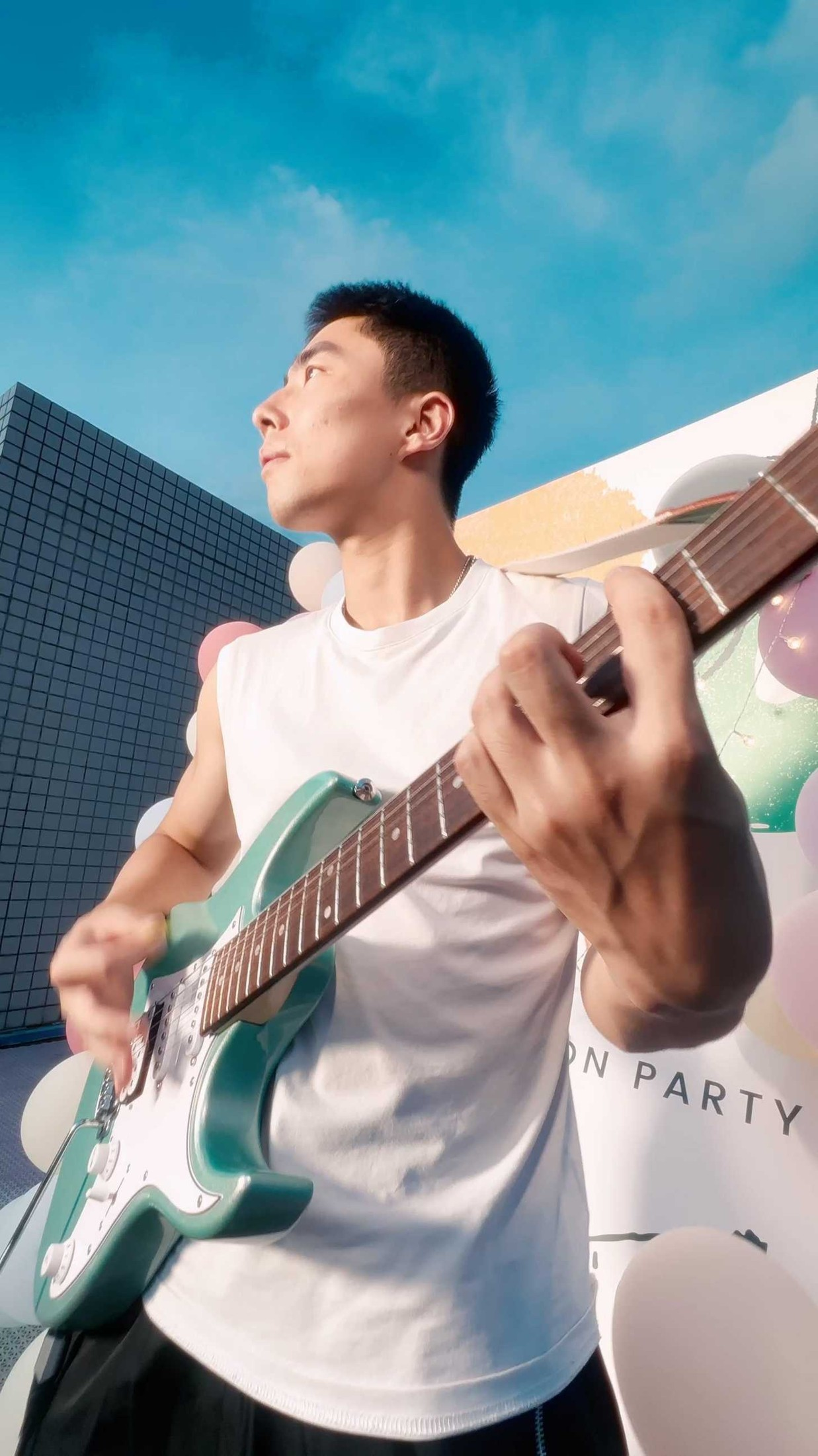 Campus MV performance scene